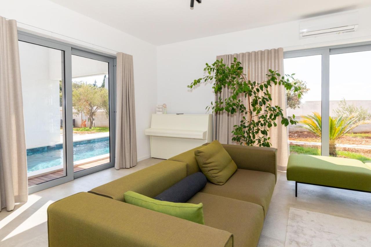 Вилла Luxury House Natanel Skrip Экстерьер фото