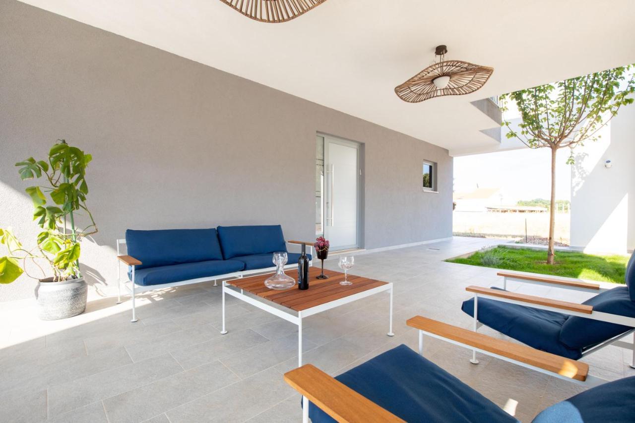 Вилла Luxury House Natanel Skrip Экстерьер фото